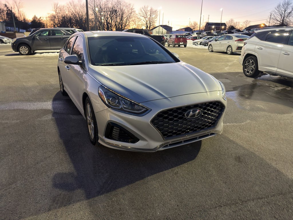 Used 2018 Hyundai Sonata SEL image 1