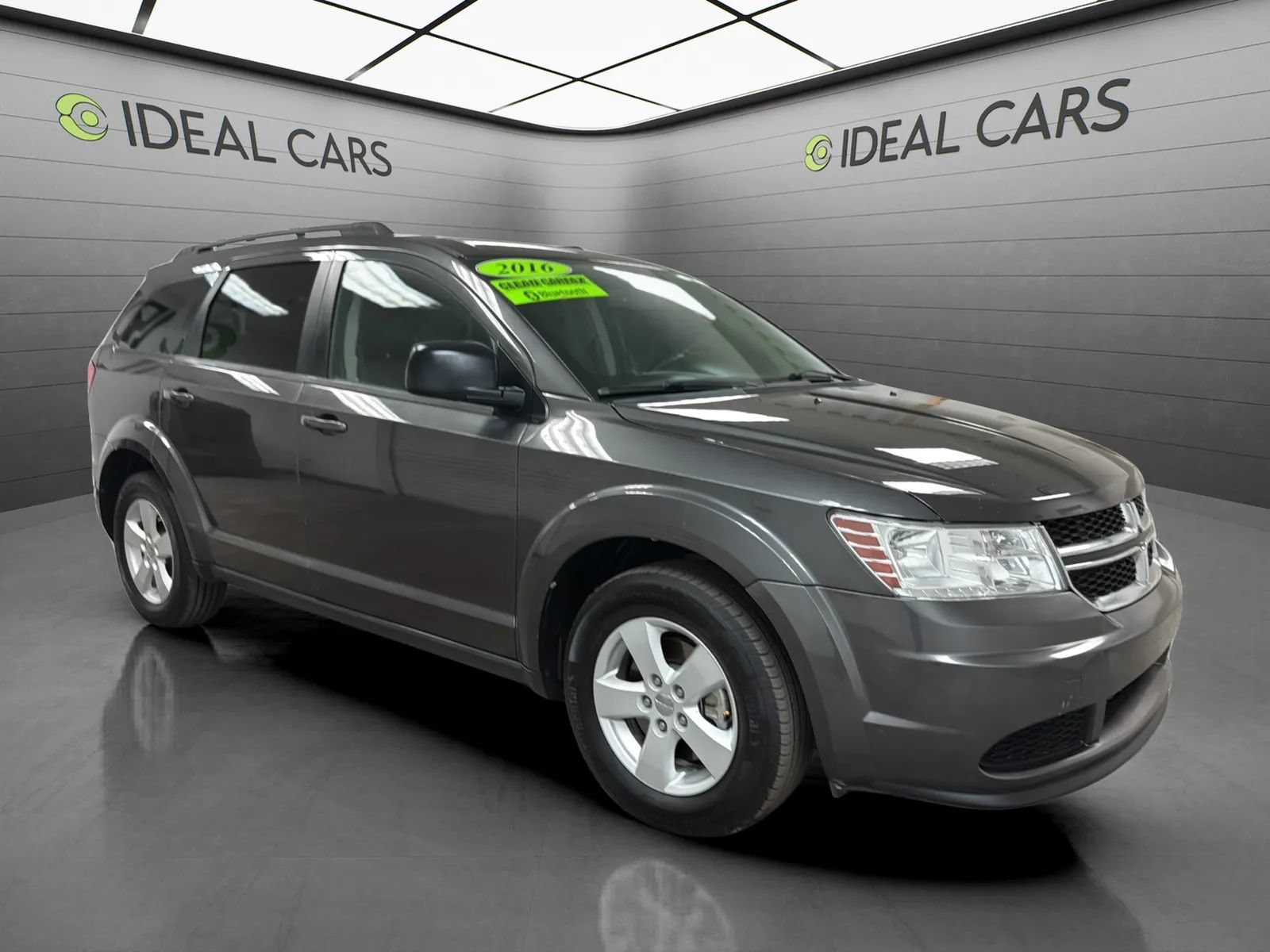 Used 2016 Dodge Journey SE w/ Flexible Seating Group FWD image 3