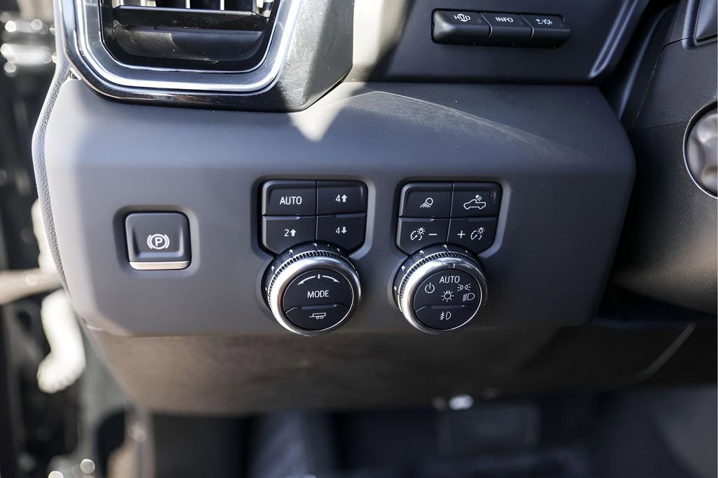 Certified 2025 GMC Sierra 1500 Denali Ultimate image 18