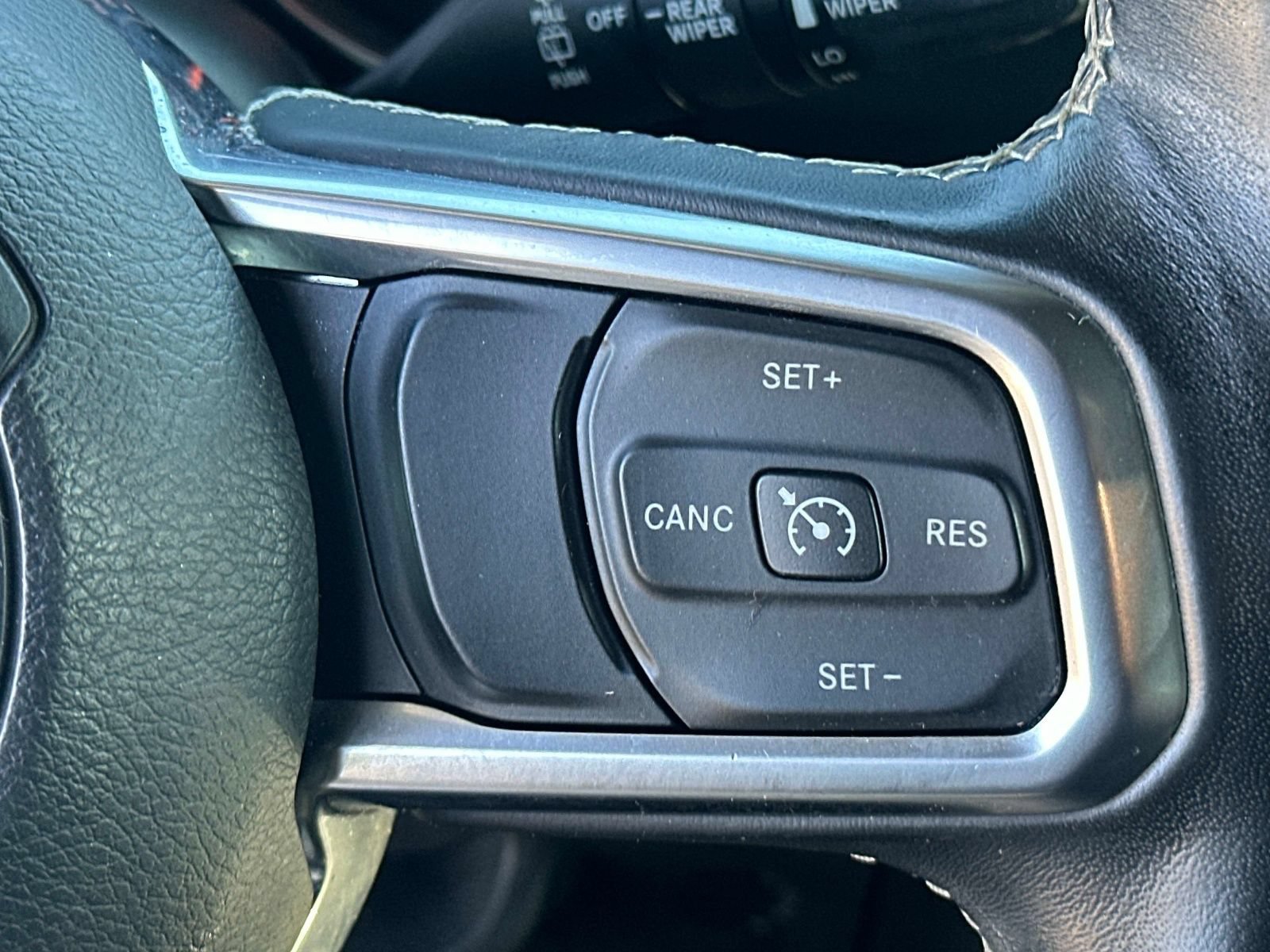 Used 2019 Jeep Wrangler Unlimited Sahara AWD/4WD image 23