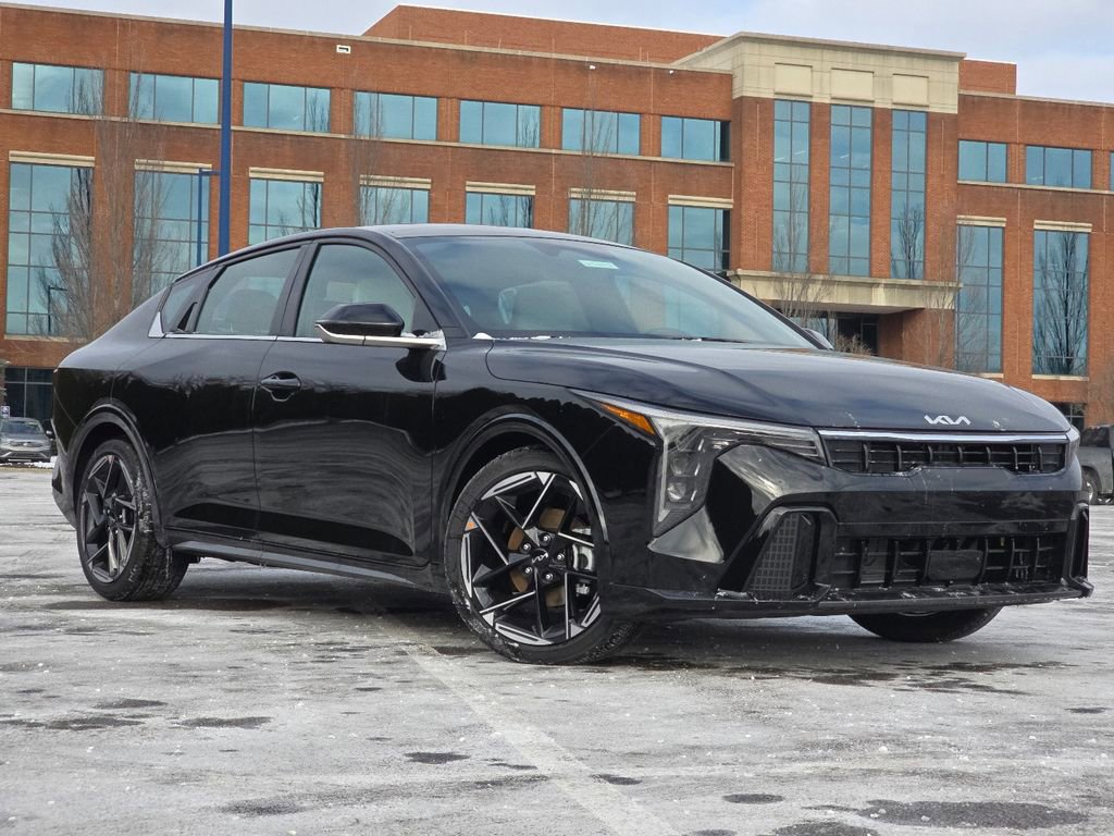 New 2025 Kia K4 GT-Line w/ GT-Line Premium Package