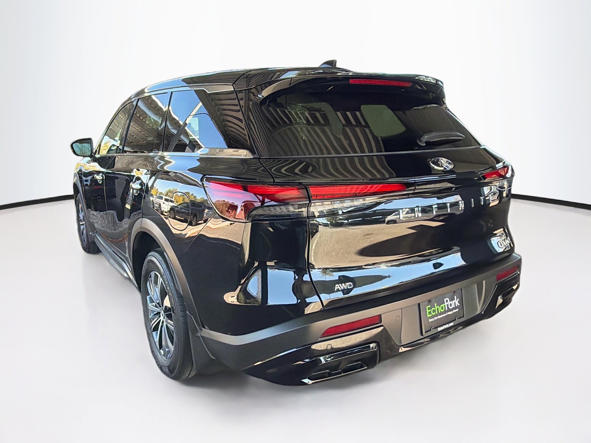 Used 2023 INFINITI QX60 Pure AWD/4WD image 5