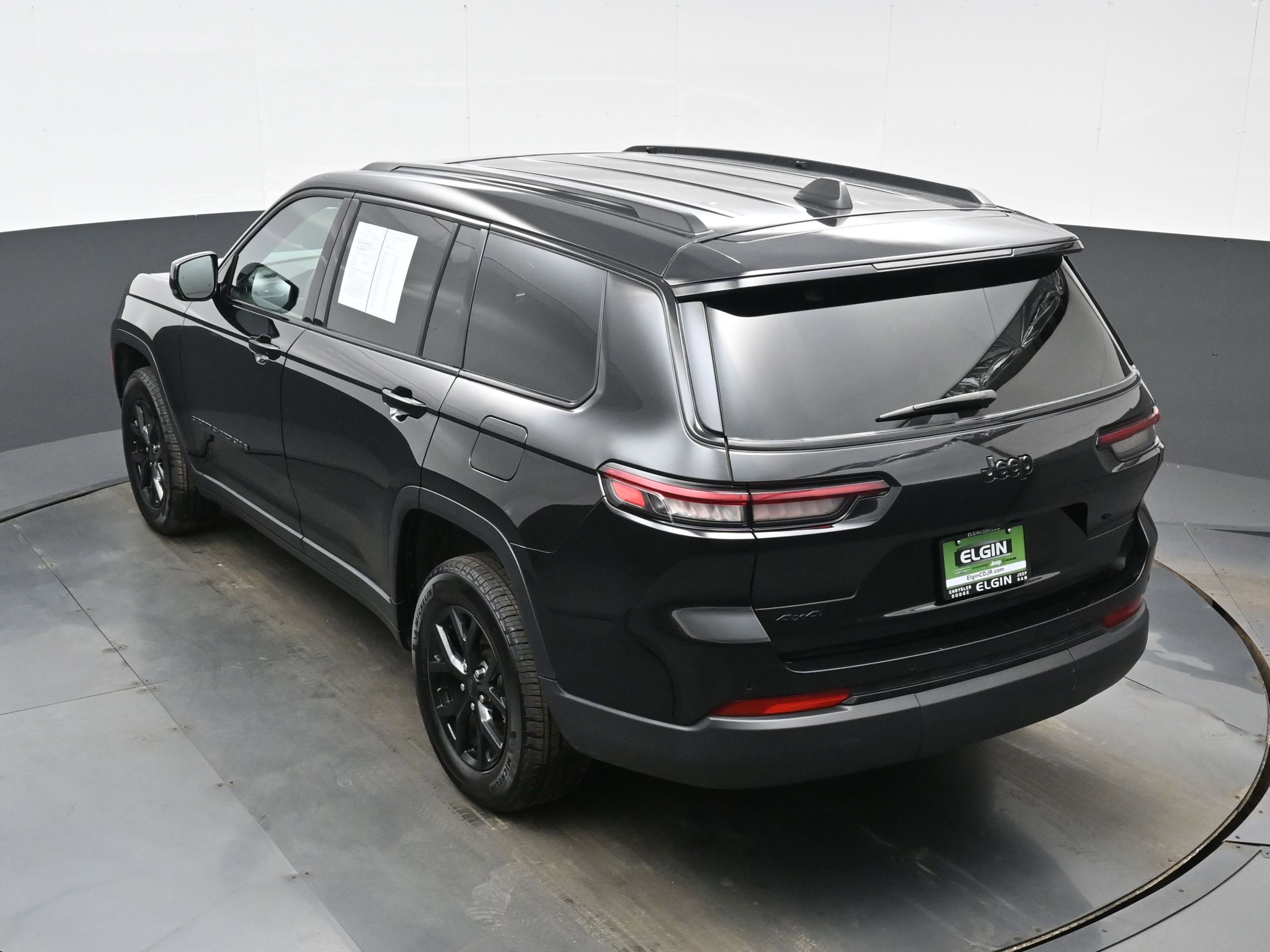 Used 2024 Jeep Grand Cherokee L Altitude image 35