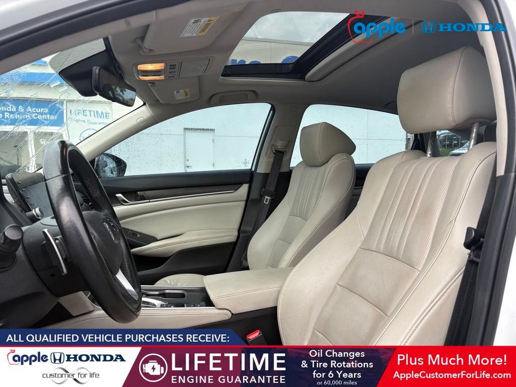 Used 2018 Honda Accord Touring image 6