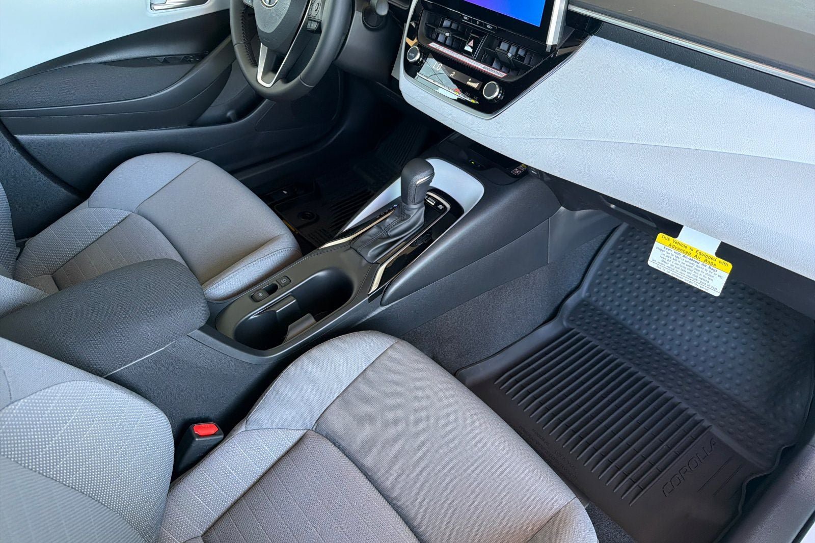 New 2026 Toyota Corolla SE FWD image 18
