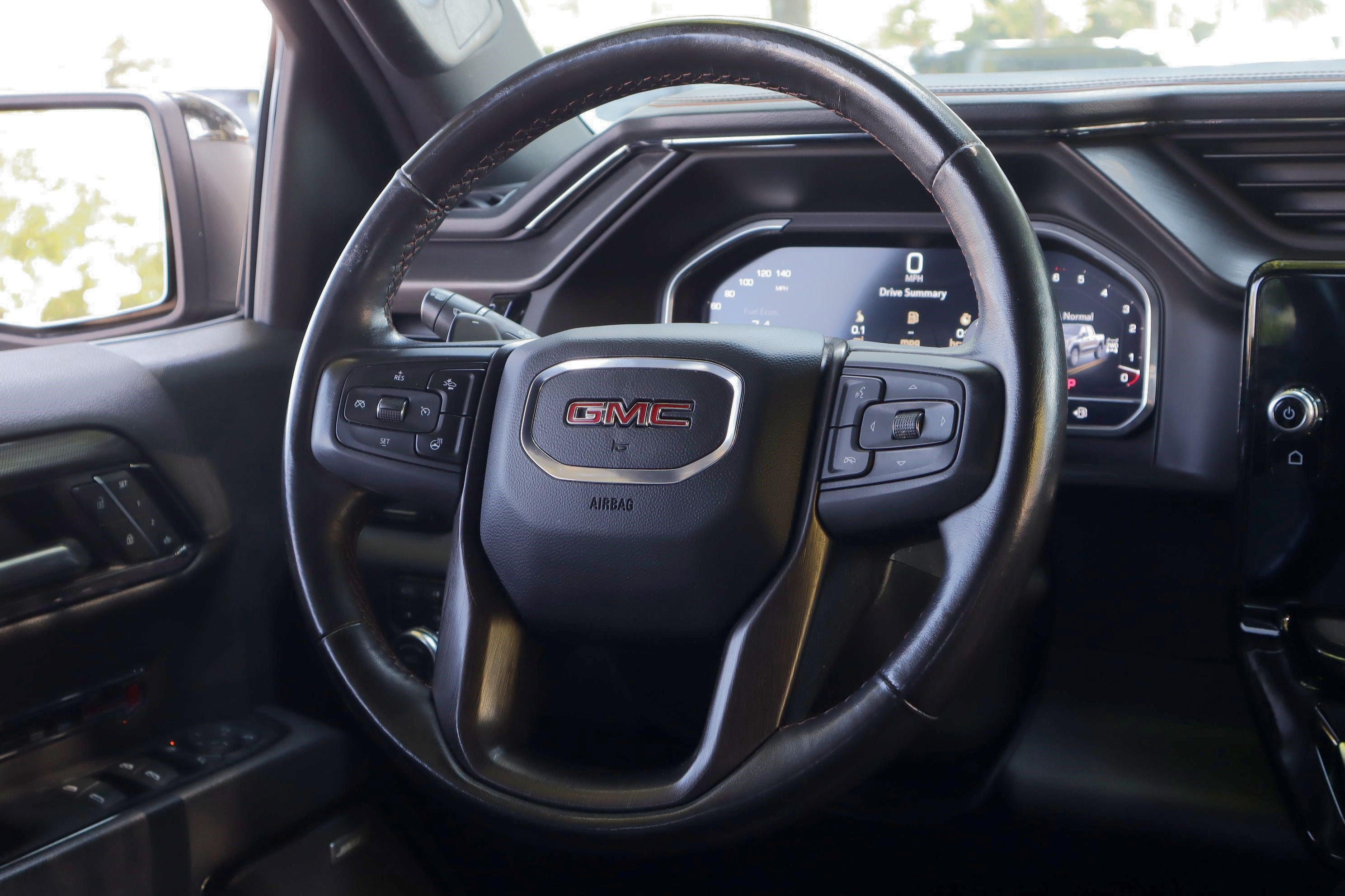 Used 2022 GMC Sierra 1500 AT4 AWD/4WD image 18