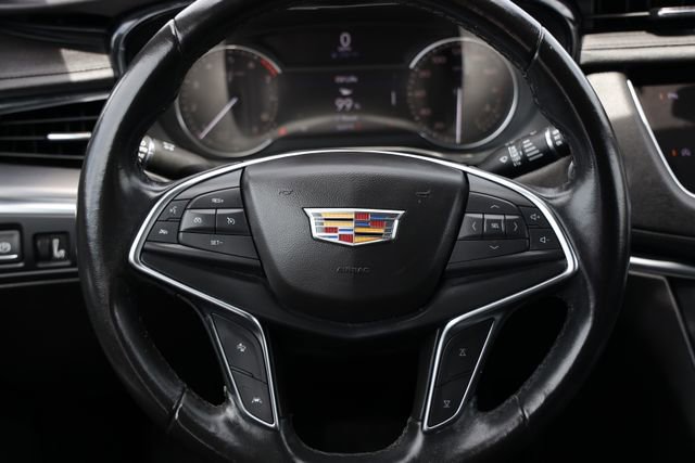 Used 2023 Cadillac XT5 Luxury FWD image 14