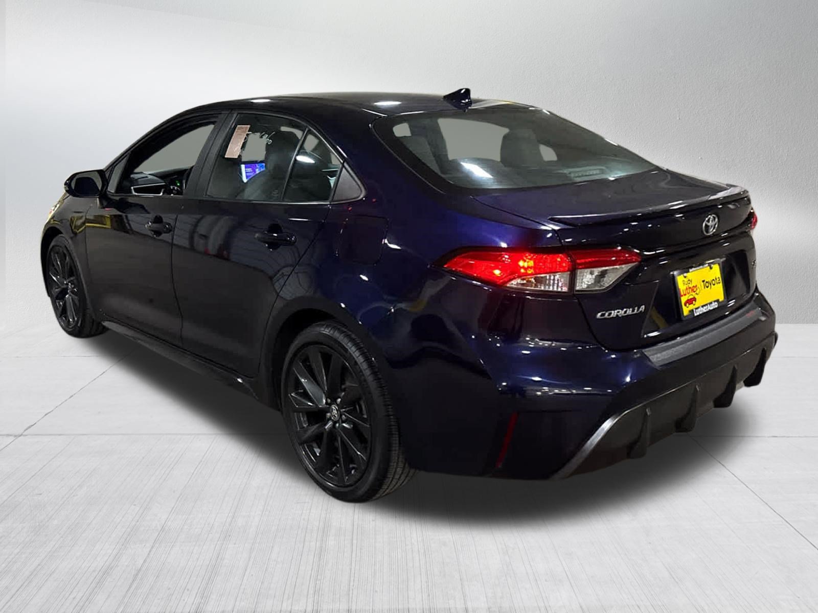 Certified 2023 Toyota Corolla SE FWD image 4