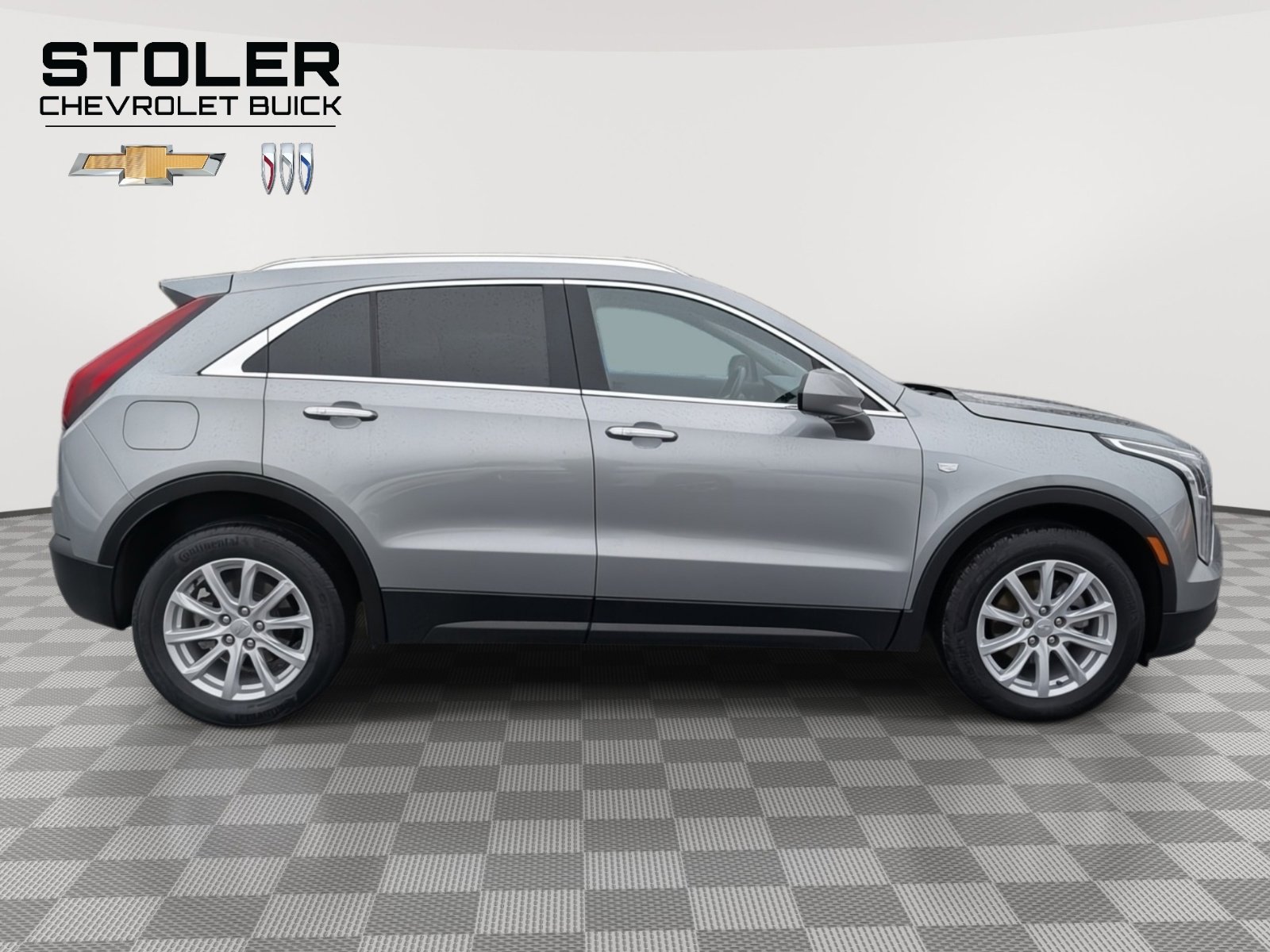 Used 2023 Cadillac XT4 Luxury w/ Cold Weather Package image 6