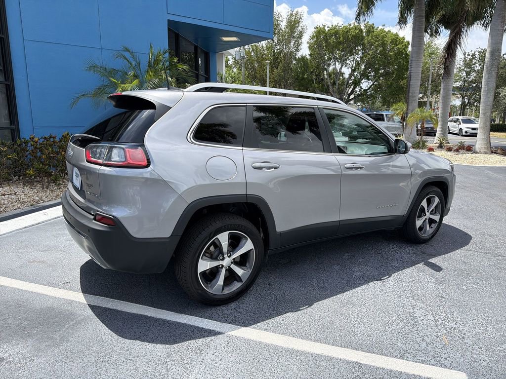 Used 2019 Jeep Cherokee Limited FWD image 8
