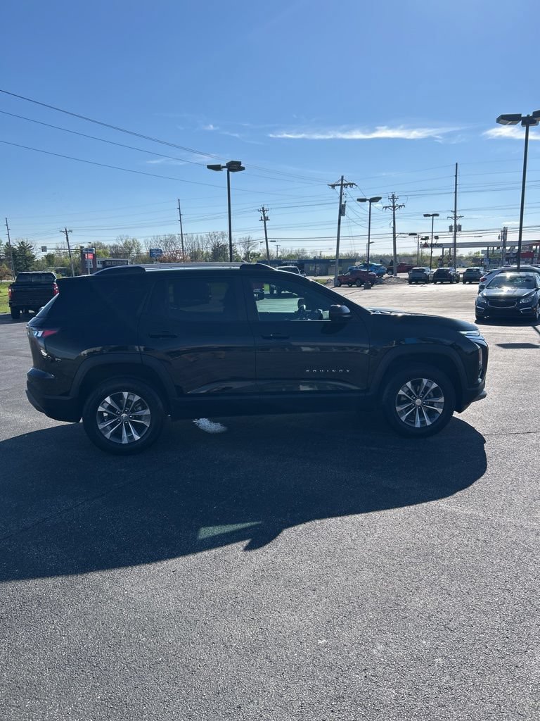 Used 2025 Chevrolet Equinox LT w/ Convenience Package II FWD image 22