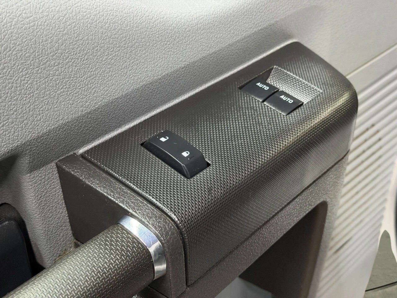 Used 2015 Ford F250 XL w/ XL Appearance Package image 12