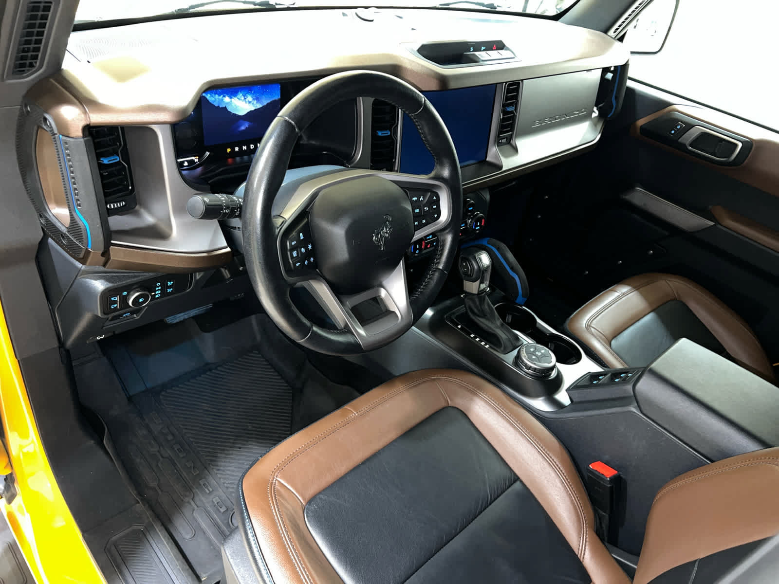 Used 2022 Ford Bronco Outer Banks AWD/4WD image 18