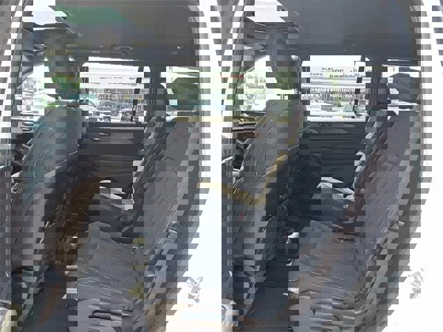 New 2025 Jeep Grand Cherokee L Laredo w/ Luxury Tech Group I image 6