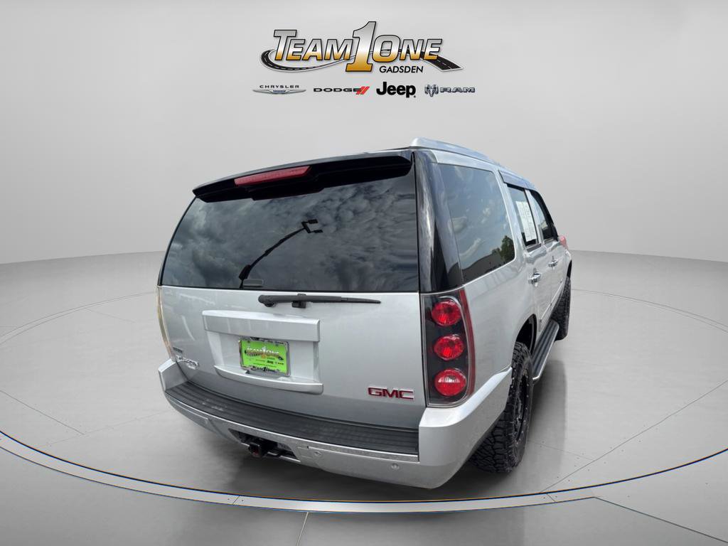 Used 2010 GMC Yukon Denali RWD image 8