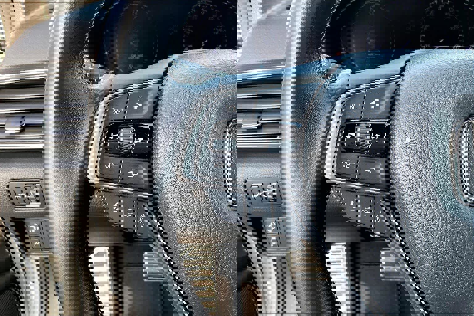 Used 2018 Honda Accord Sport image 21