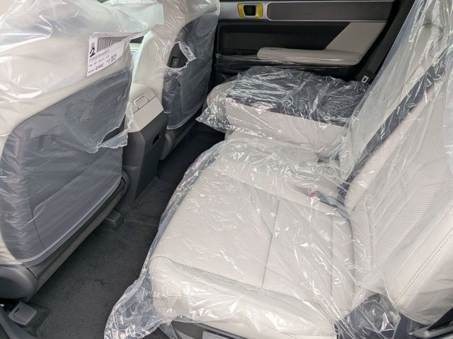 New 2025 Hyundai Santa Fe SEL image 8
