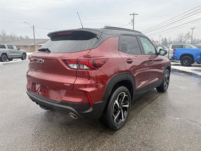 Used 2023 Chevrolet TrailBlazer RS w/ Sun and Liftgate Package image 6