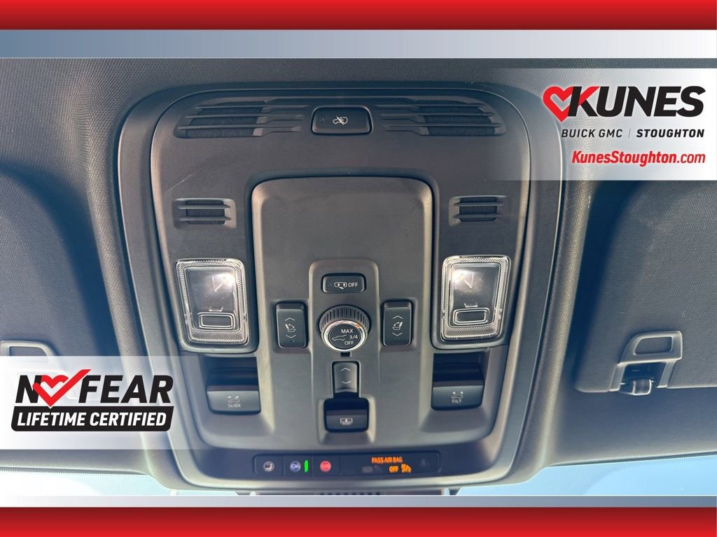 Used 2025 GMC Yukon XL AT4 Ultimate image 34