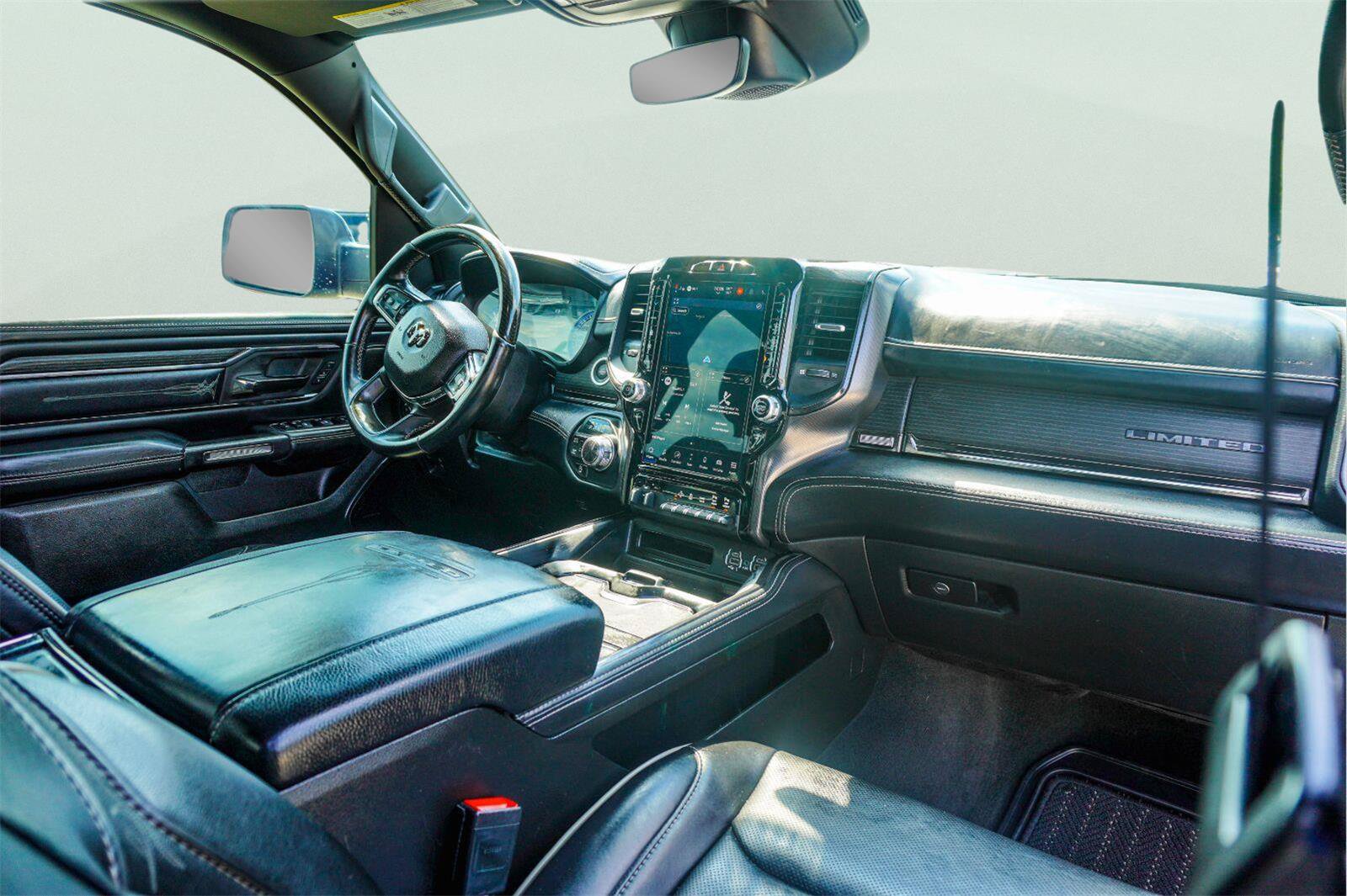 Used 2022 RAM 1500 Limited w/ Night Edition AWD/4WD image 14