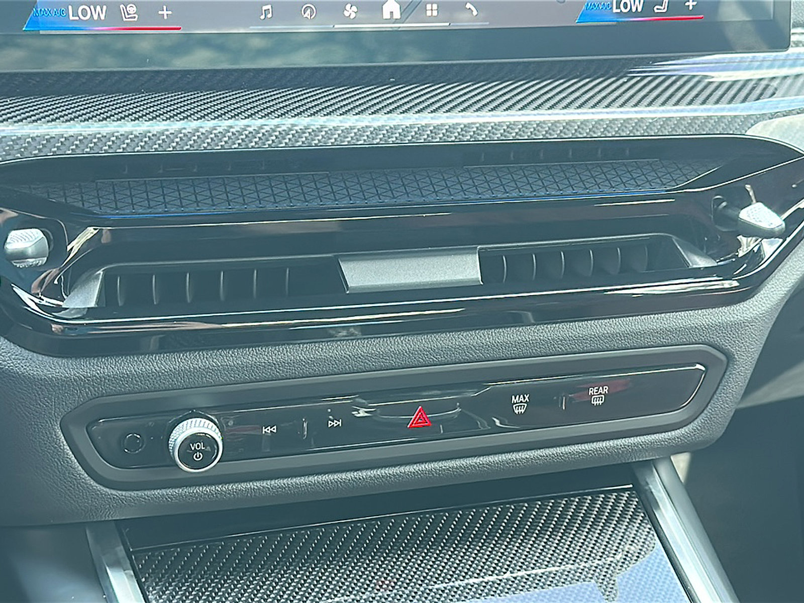 Used 2025 BMW M3 Competition w/ Executive Package image 38