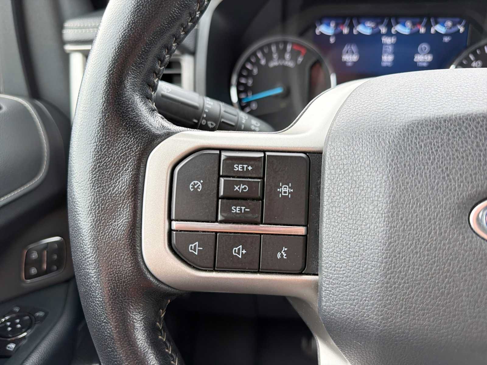 Used 2022 Ford Expedition Max XLT AWD/4WD image 25