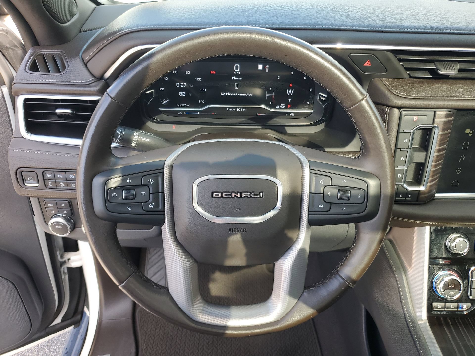 Used 2022 GMC Yukon Denali AWD/4WD image 27