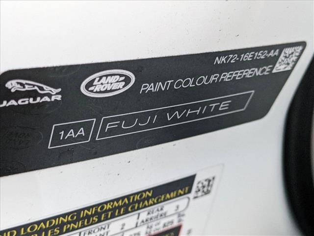 New 2025 Land Rover Range Rover Evoque Dynamic SE image 16