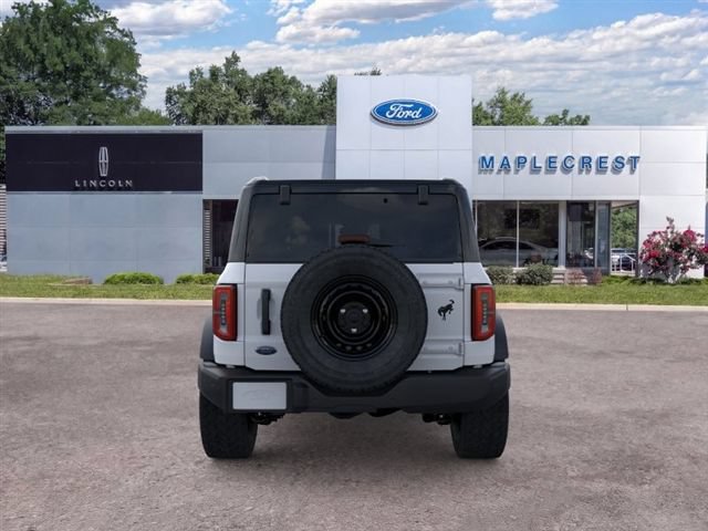 New 2026 Ford Bronco Outer Banks w/ Black Appearance Package AWD/4WD image 5