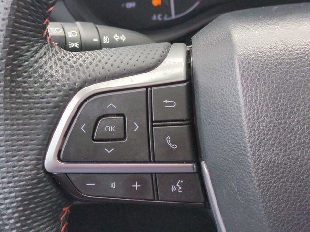 Used 2023 Toyota Sienna XSE image 18