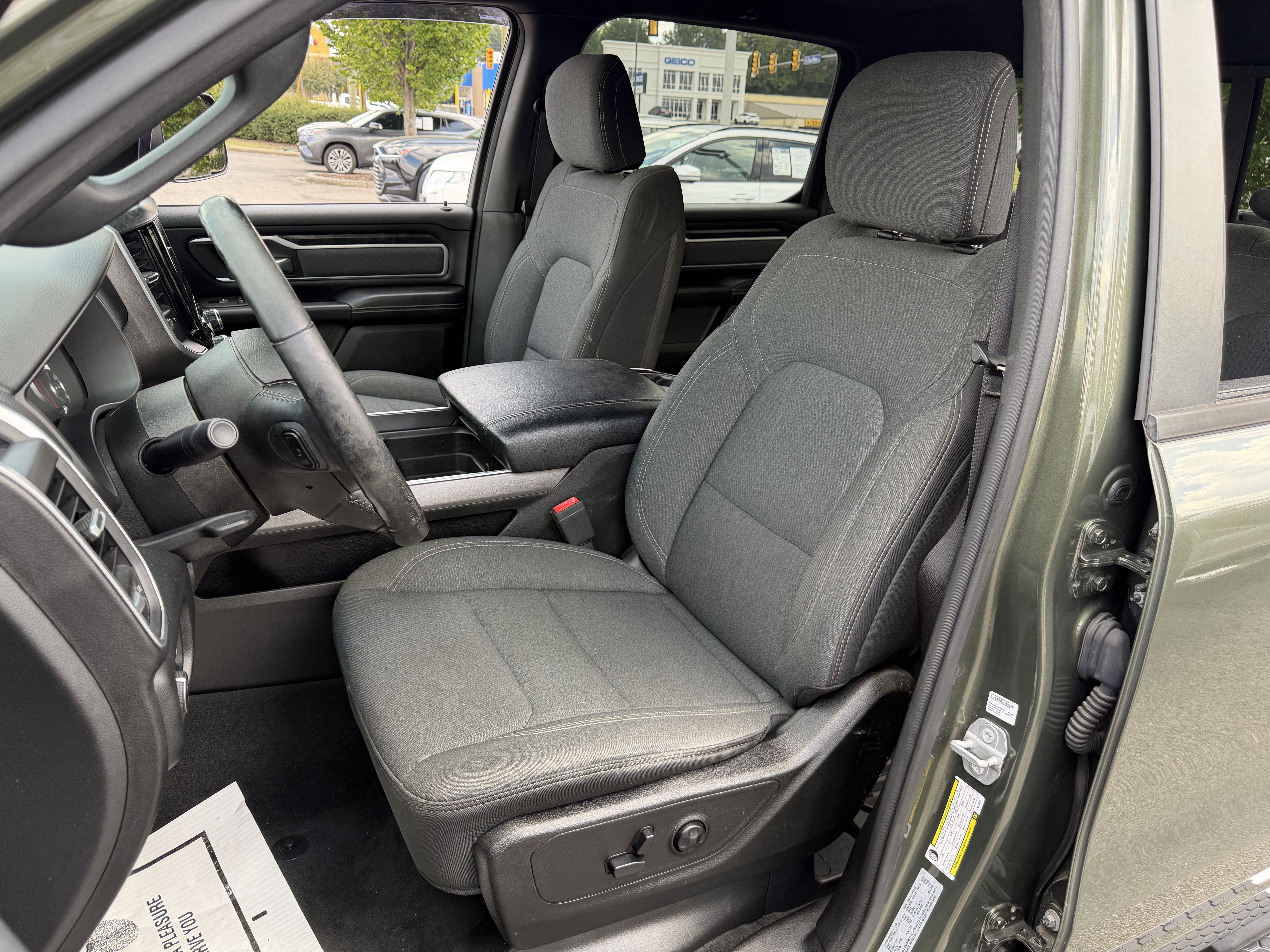 Used 2020 RAM 1500 Big Horn RWD image 16