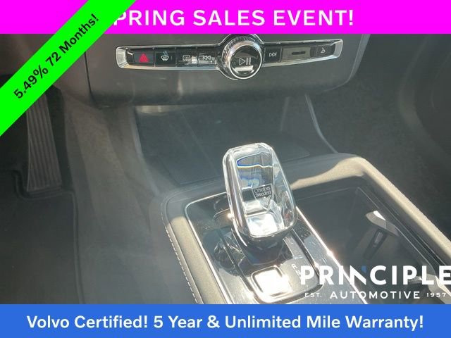 Certified 2025 Volvo XC90 B5 Plus AWD/4WD image 22