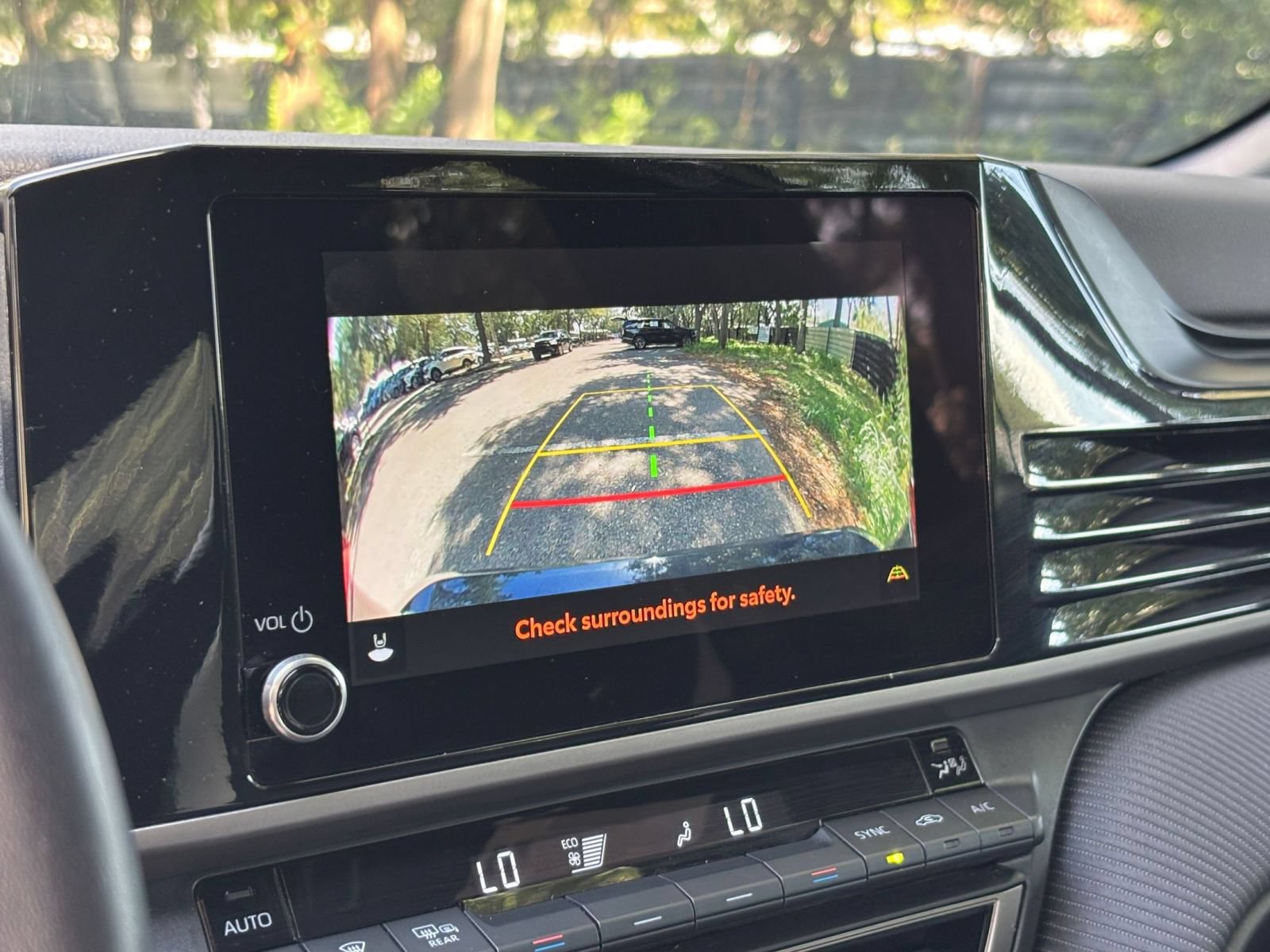 Used 2026 Toyota Camry SE FWD image 23