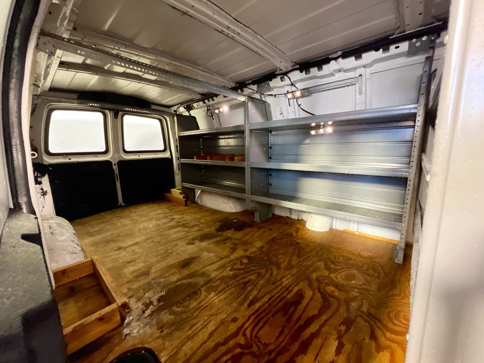 Used 2021 Chevrolet Express 2500 Extended w/ Communications Package image 29