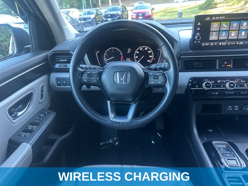 Used 2025 Honda Pilot EX-L image 17