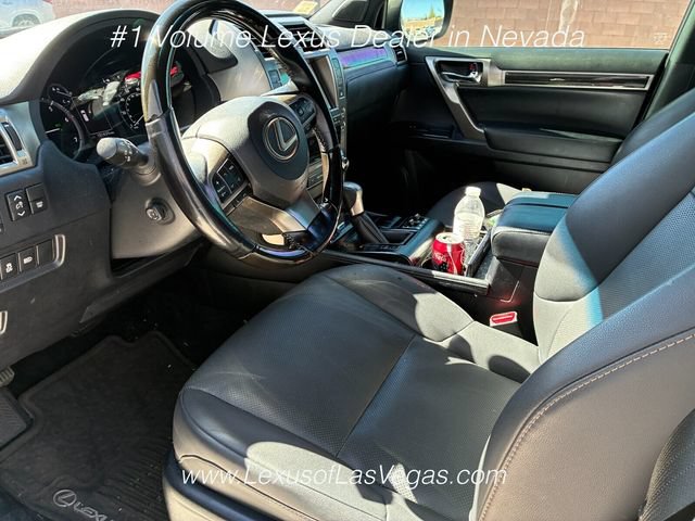 Used 2020 Lexus GX 460 Premium w/ Premium Package AWD/4WD image 4
