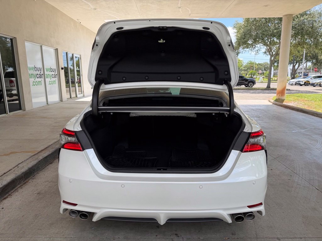 Used 2022 Toyota Camry XSE w/ Navigation Package FWD image 33
