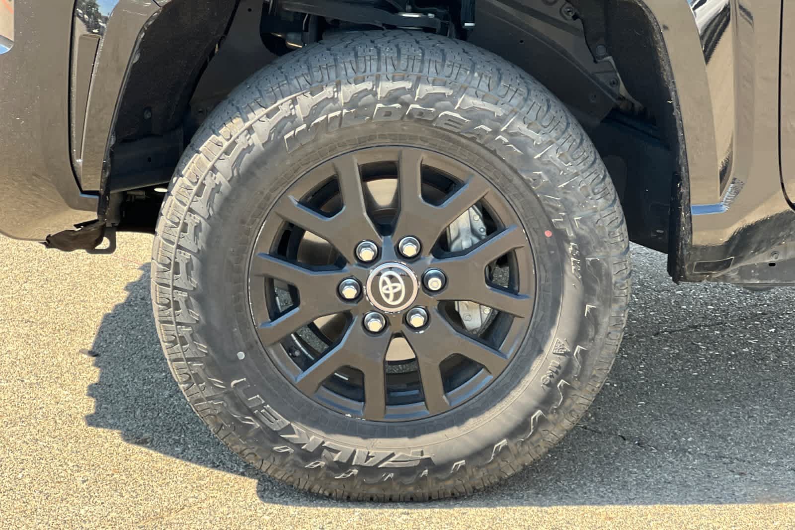 Certified 2024 Toyota Tacoma SR5 w/ SR5 Upgrade Package AWD/4WD image 13