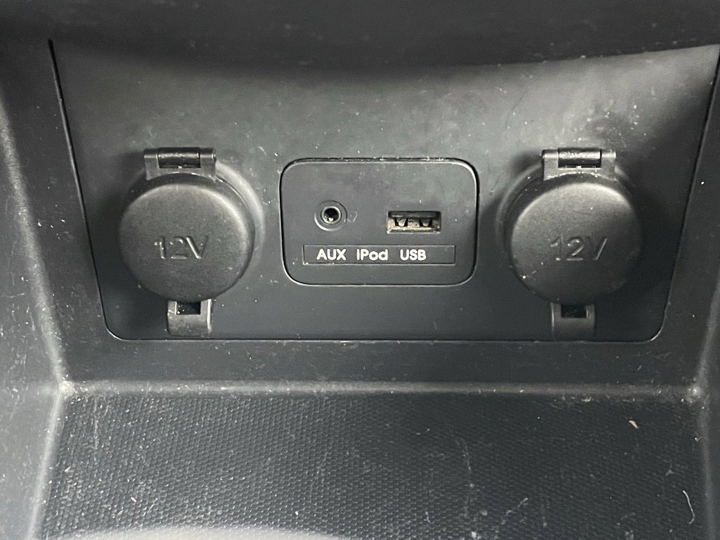 Used 2013 Kia Forte EX image 28