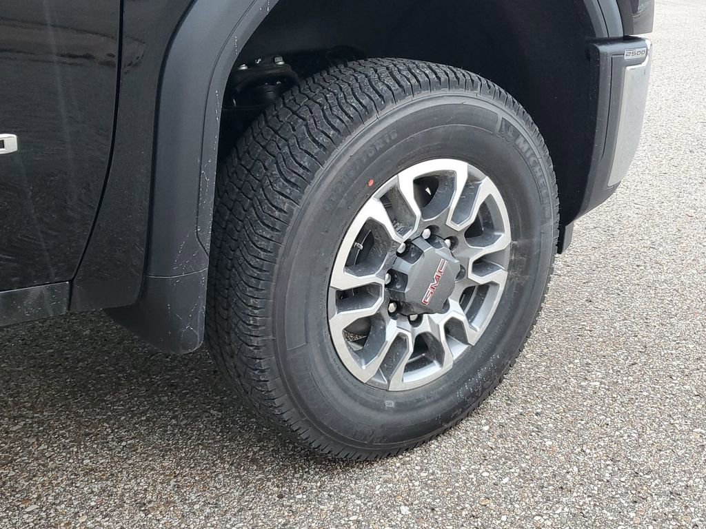 New 2025 GMC Sierra 2500 SLE w/ SLE Convenience Package image 30