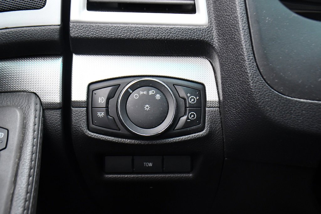 Used 2013 Ford Explorer XLT image 30