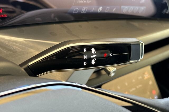 New 2026 Cadillac Vistiq Sport image 23