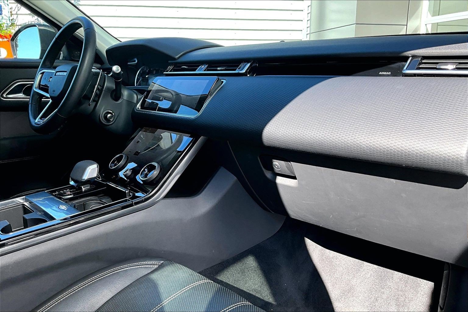 Used 2023 Land Rover Range Rover Velar S image 16