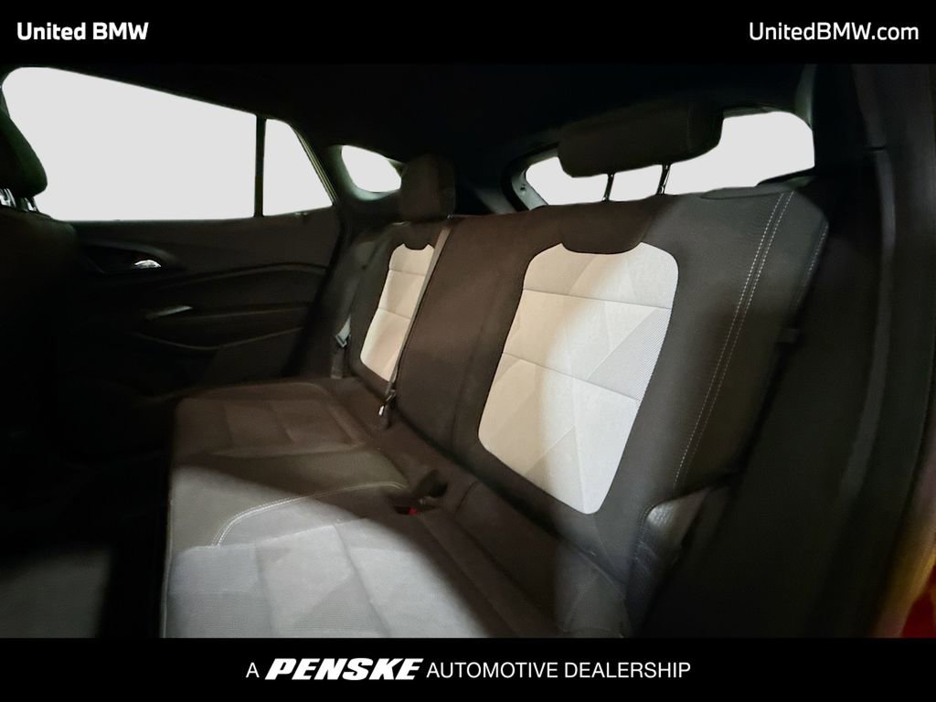 Used 2024 Chevrolet Trax RS FWD image 13
