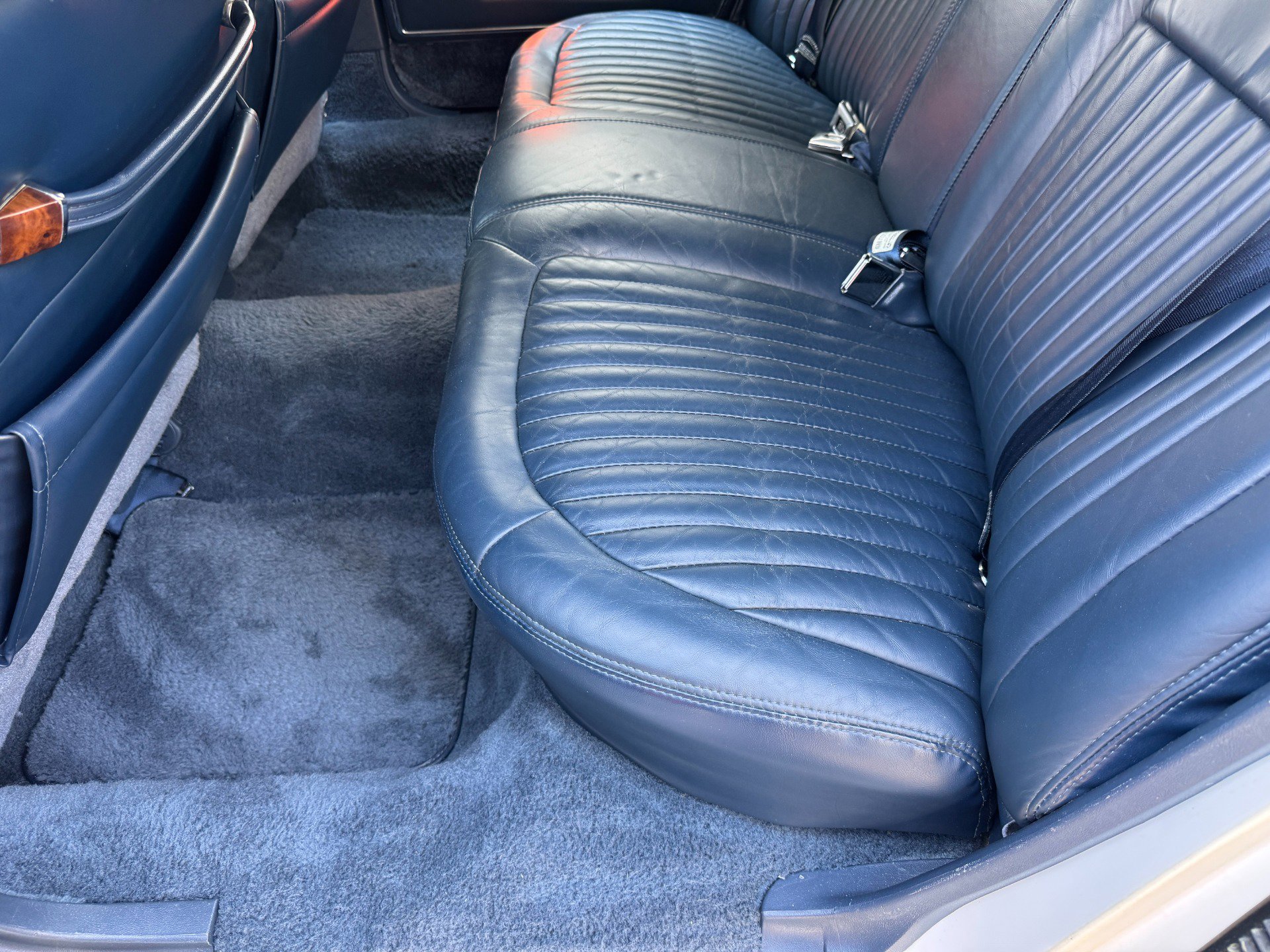 Used 1991 Cadillac Brougham image 48