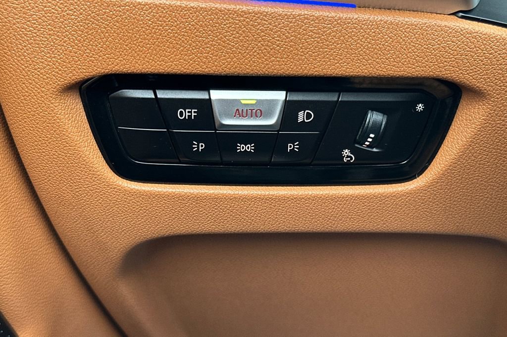 Used 2022 BMW 430i Convertible w/ Premium Package 2 image 28