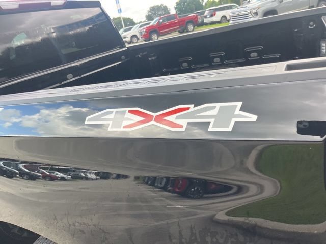 Used 2024 Chevrolet Silverado 1500 Custom AWD/4WD image 5