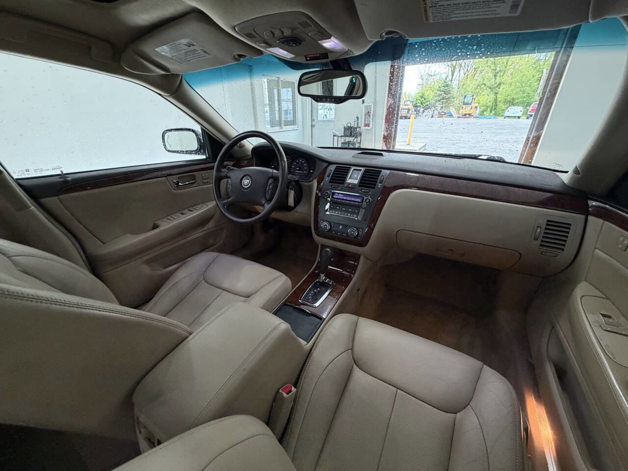 Used 2007 Cadillac DTS Luxury I w/ Trunk Convenience Package FWD image 24