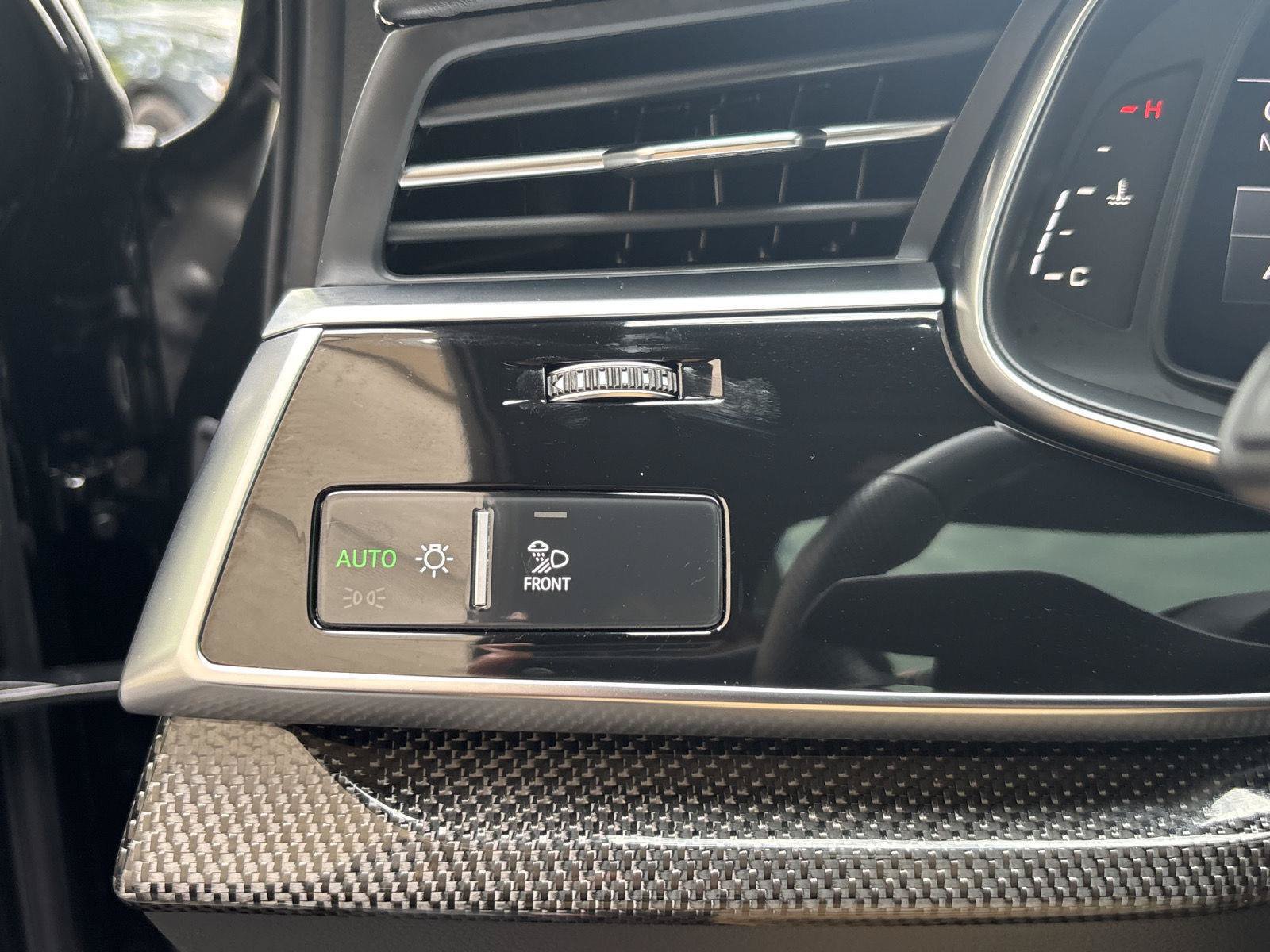 Used 2023 Audi SQ7 Prestige AWD/4WD image 22