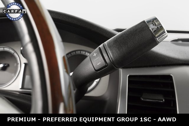 Used 2013 Cadillac Escalade Premium image 30